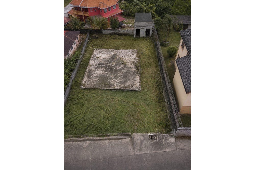 Titled 65 ft x 120 ft land with foundation – Herstelling – Adler Bynoe