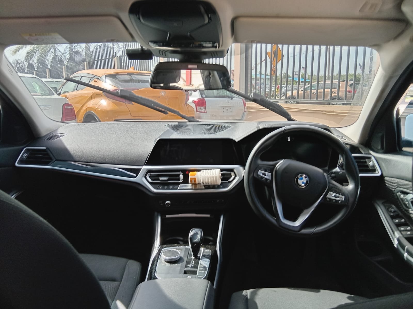 2019 BMW 3 Series for Sale in Guyana – White – Ref 12723
