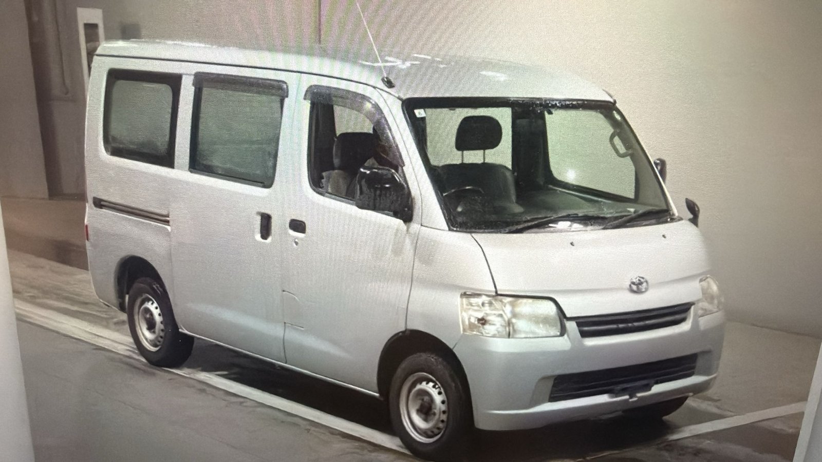 2009 Toyota Lite Ace for Sale in Guyana – White – Ref 12799