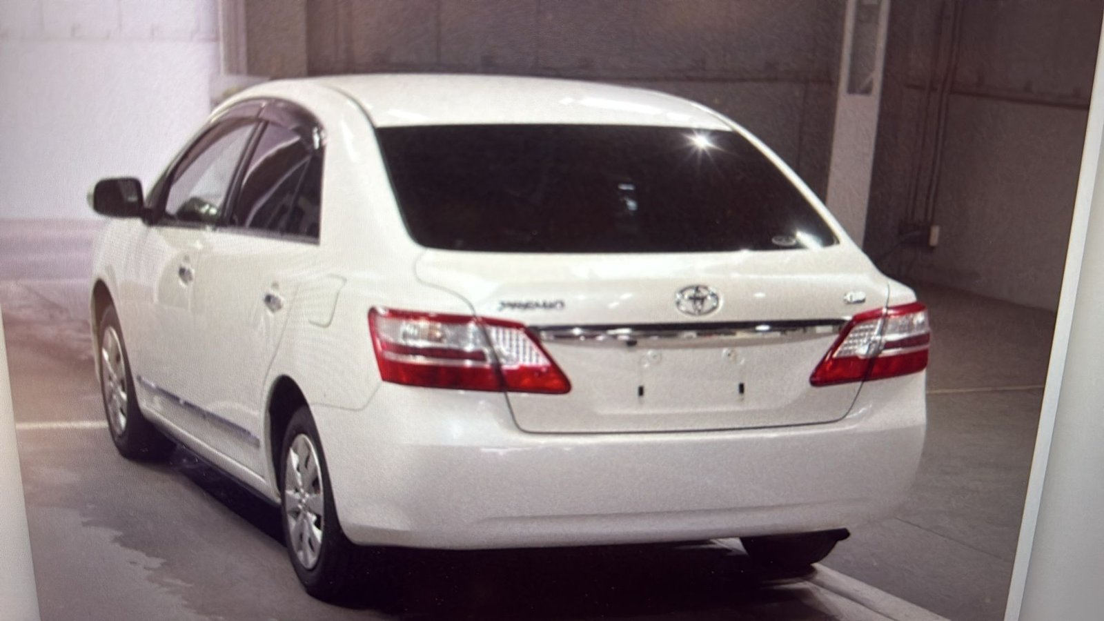 2011 Toyota Premio for Sale in Guyana – Silver – Ref 12817