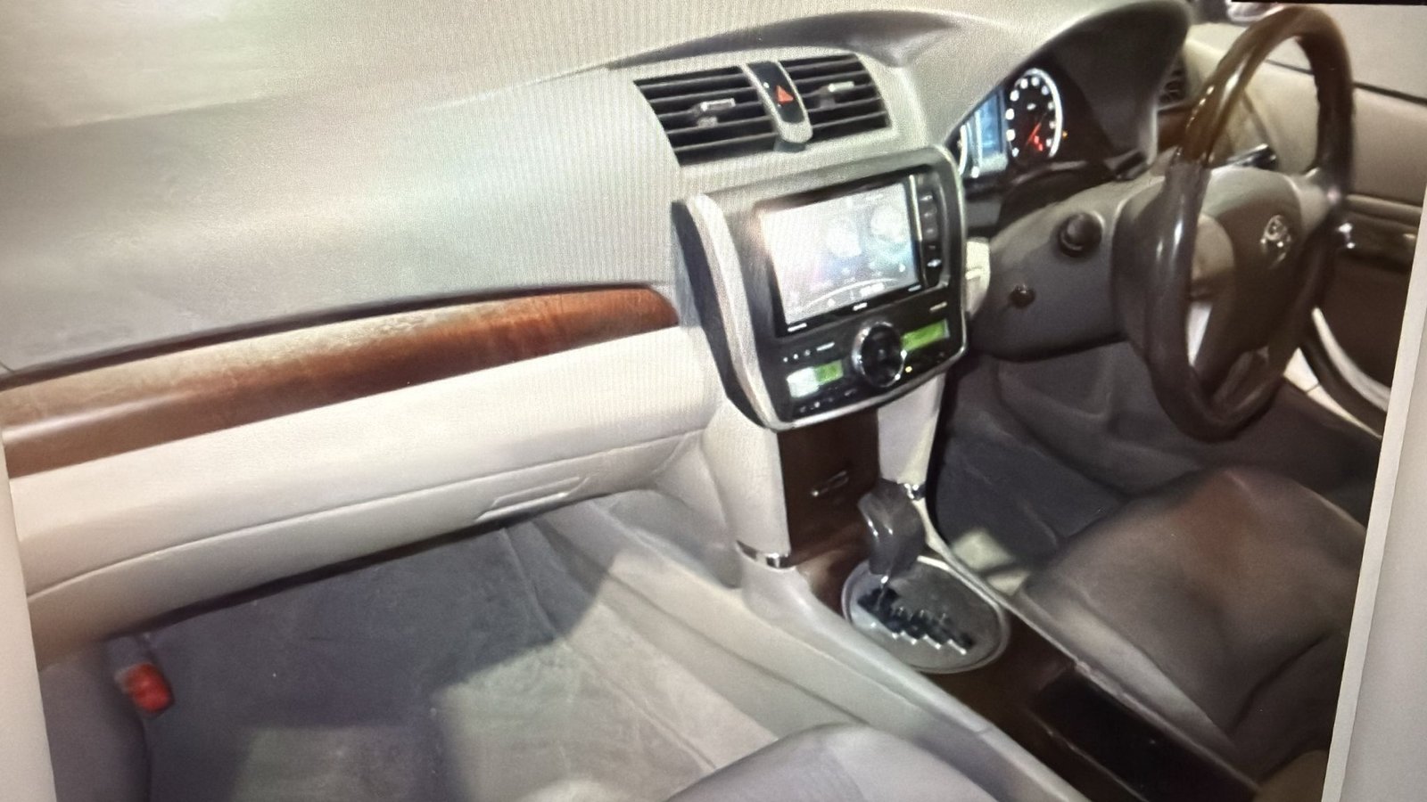 2011 Toyota Premio for Sale in Guyana – Silver – Ref 12817