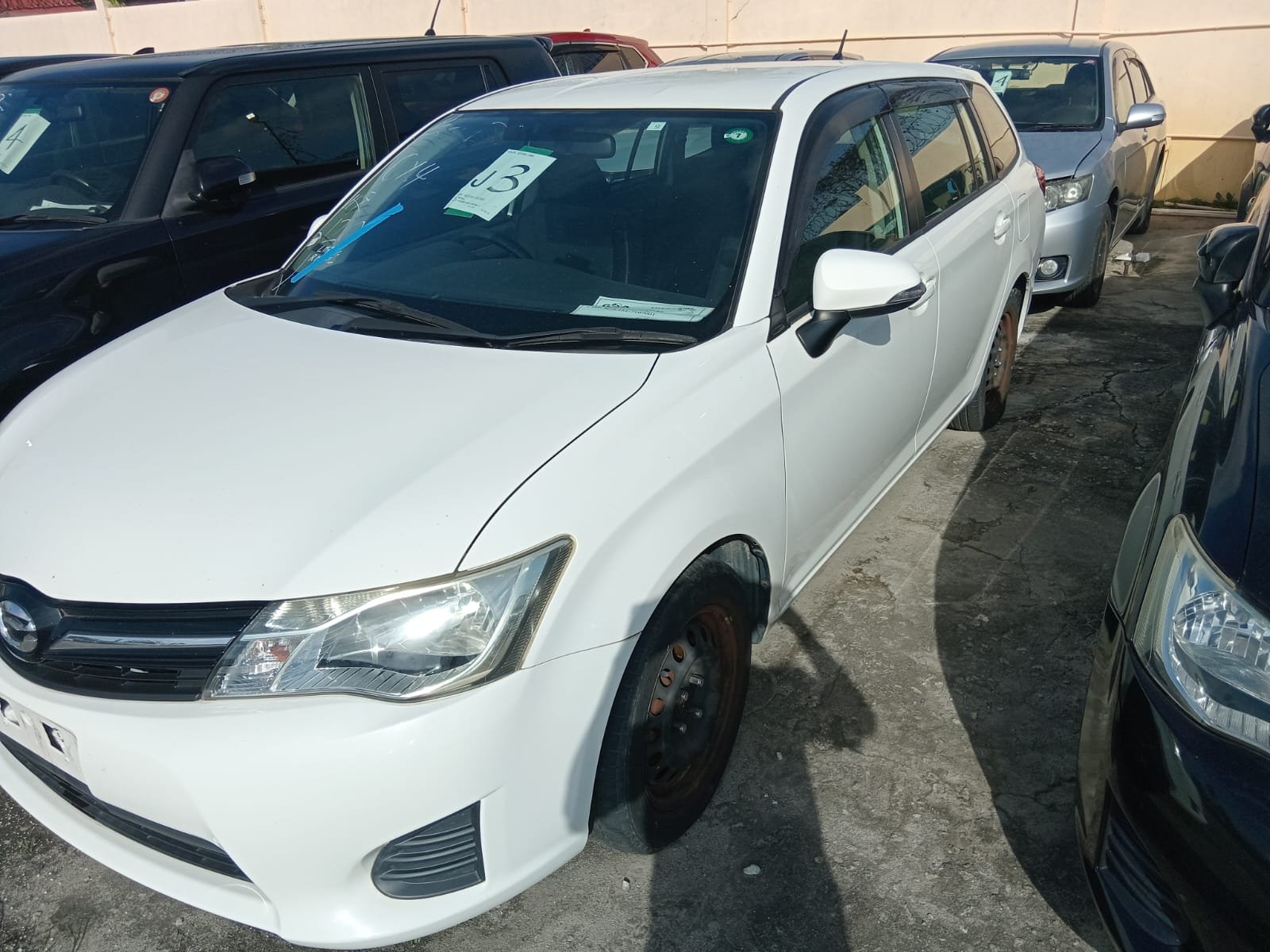 2014 Toyota Fielder for Sale in Guyana – White – Ref 13183