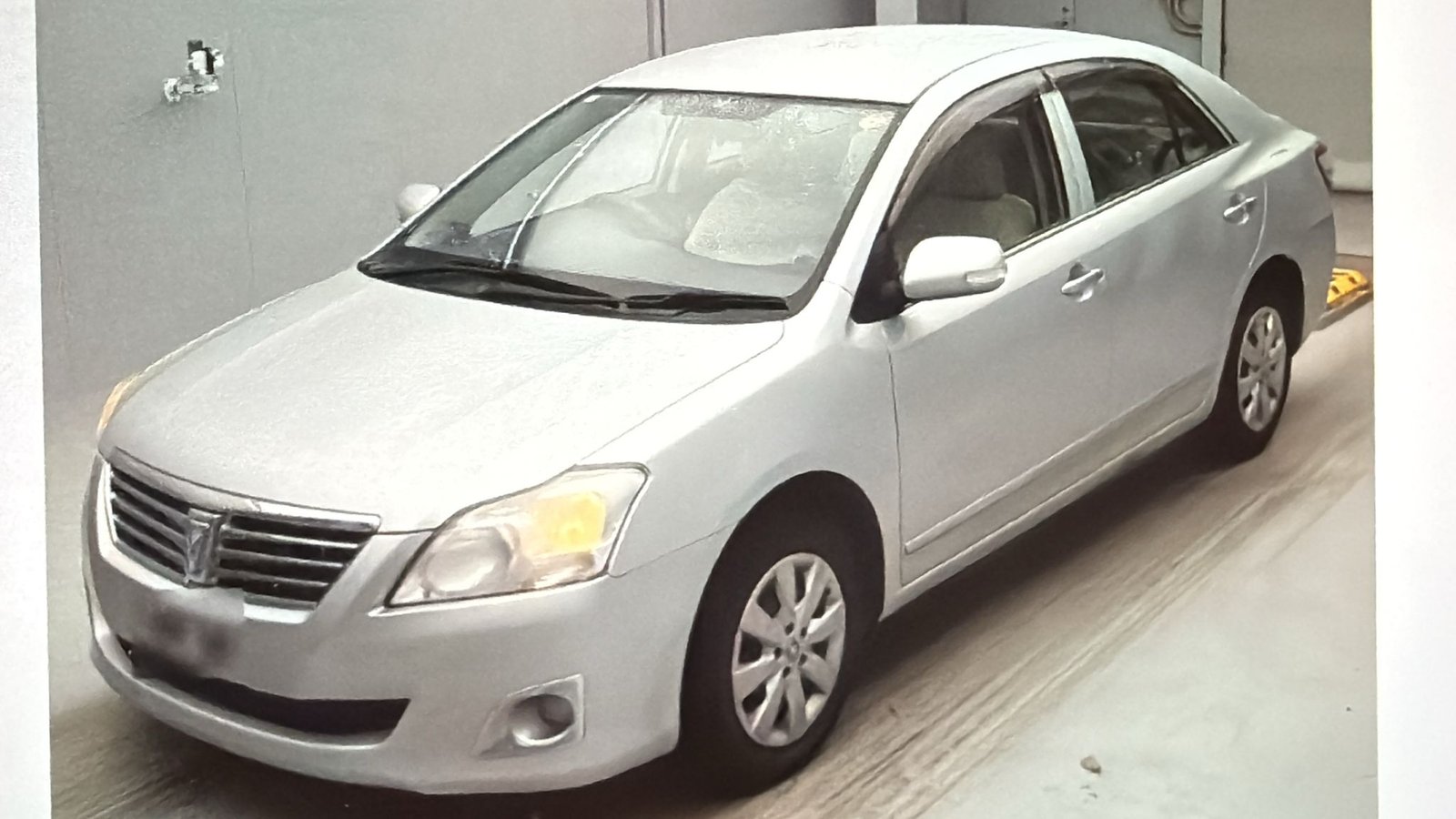 2013 Toyota Premio for Sale in Guyana – Silver – Ref 13216