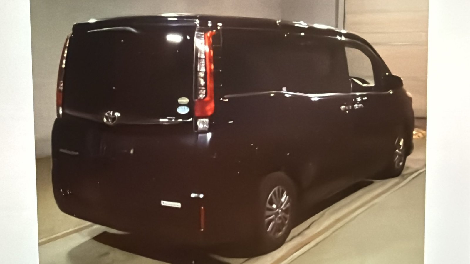 2018 Toyota Noah for Sale in Guyana – Black – Ref 13230