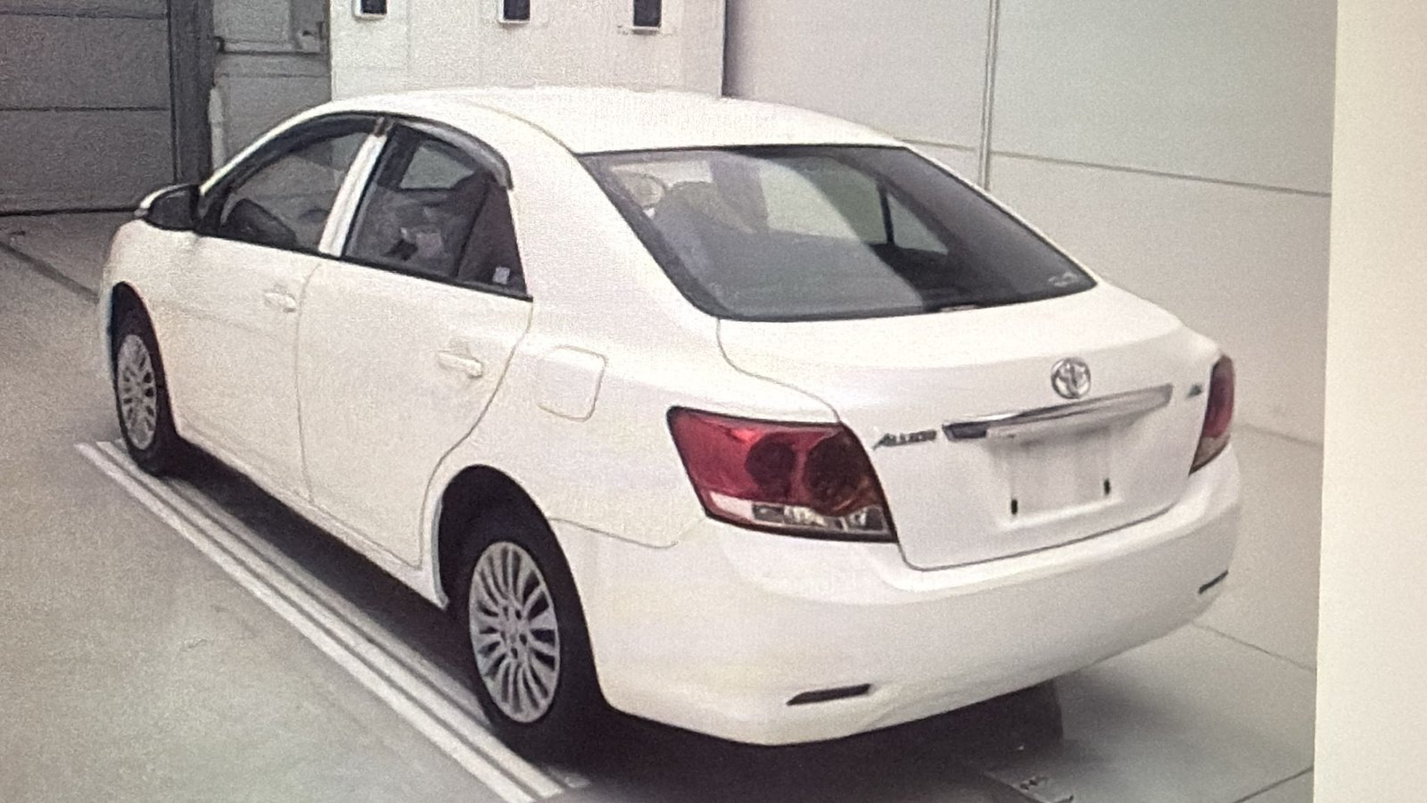 2014 Toyota Allion for Sale in Guyana – White – Ref 13238