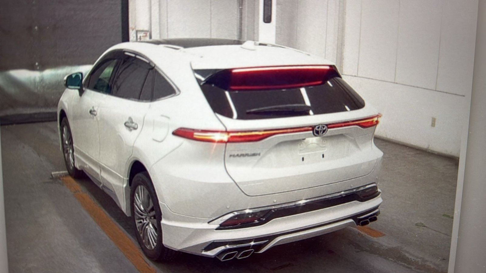 2021 Toyota Harrier for Sale in Guyana – pearl white – Ref 13242