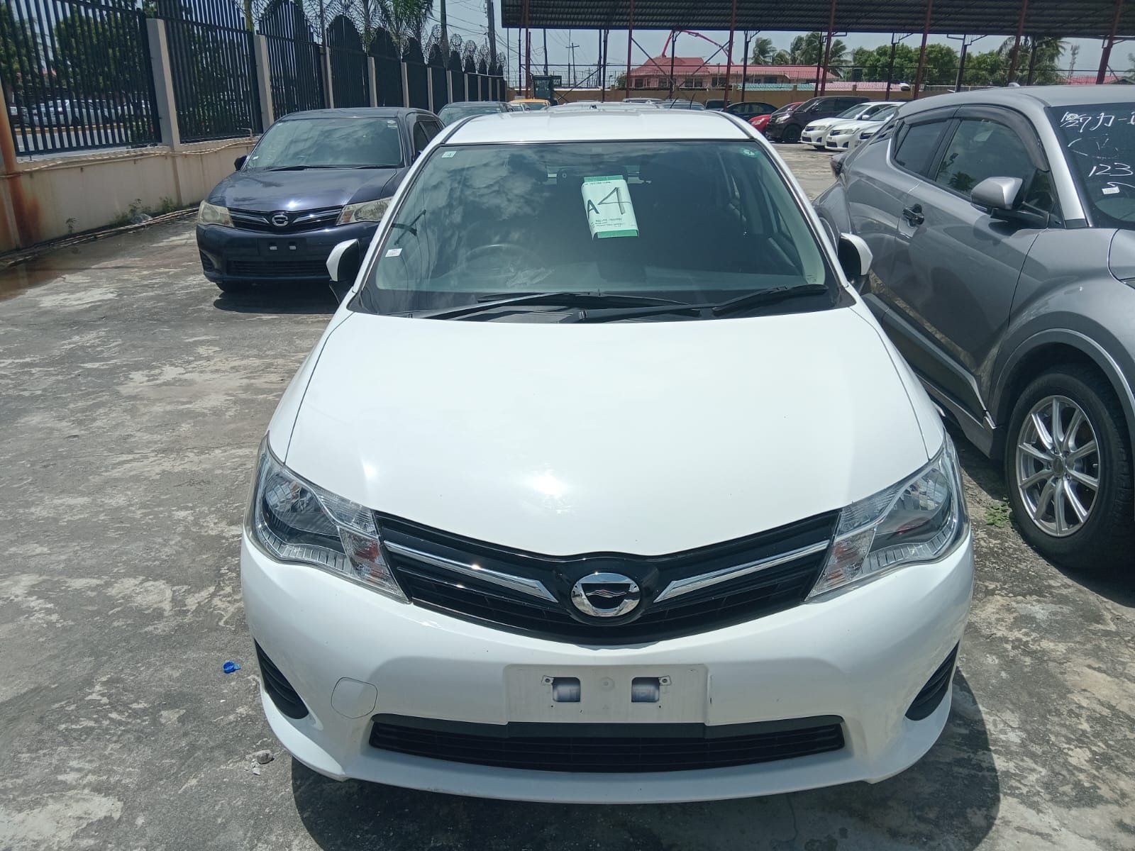 2014 Toyota fielder for Sale in Guyana – White – Ref 13359