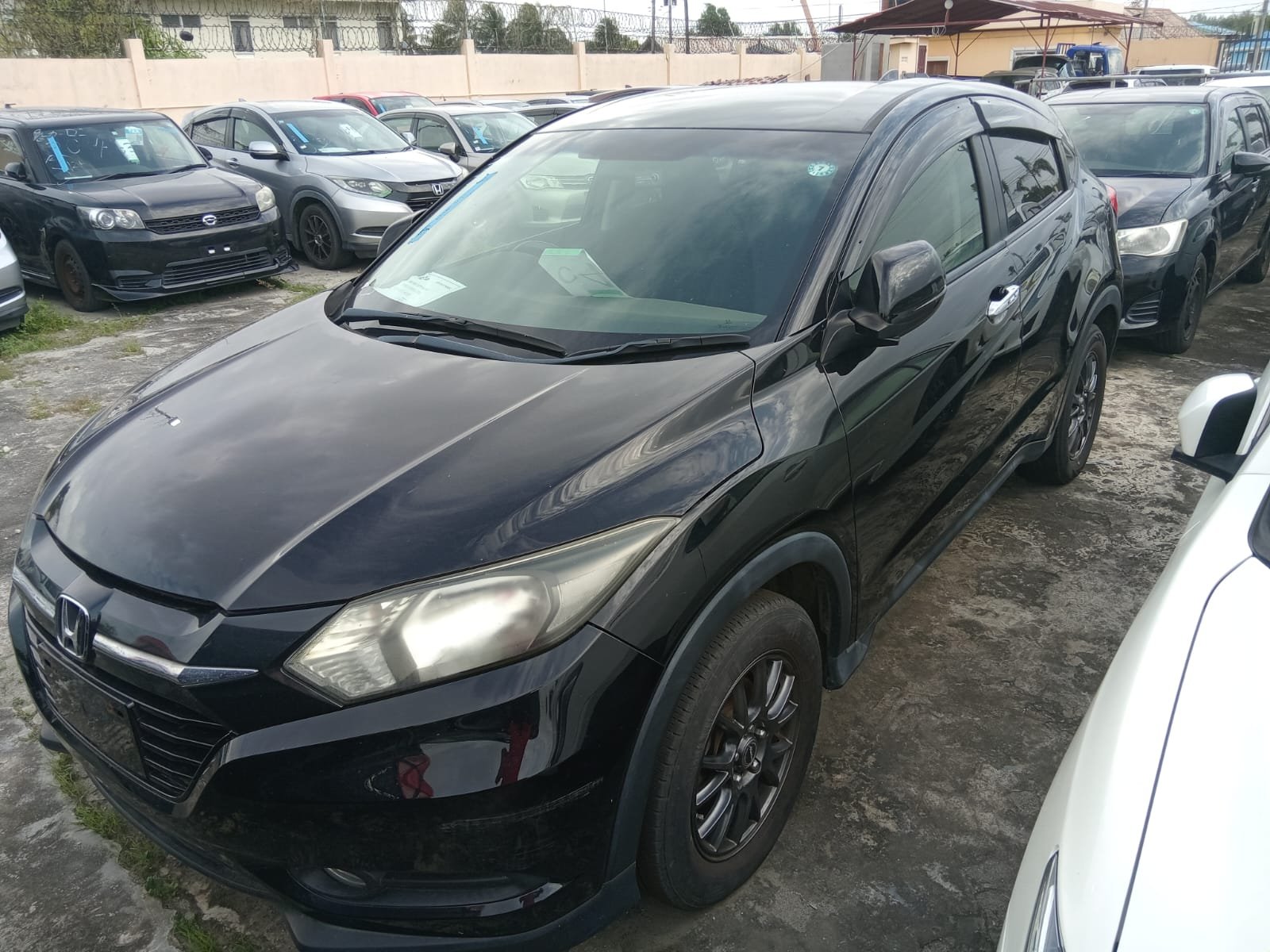 2014 Honda Vezel for Sale in Guyana – Black – Ref 13326