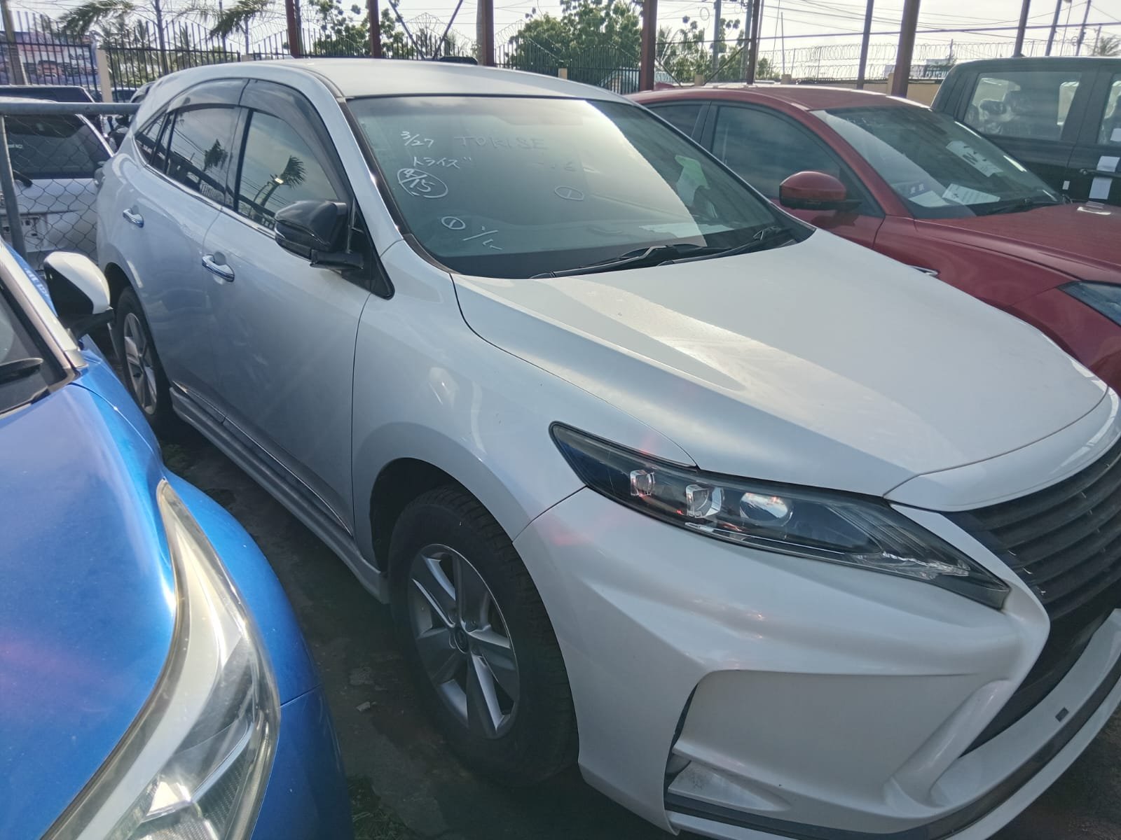 2014 Toyota HARRIER for Sale in Guyana – White – Ref 13691