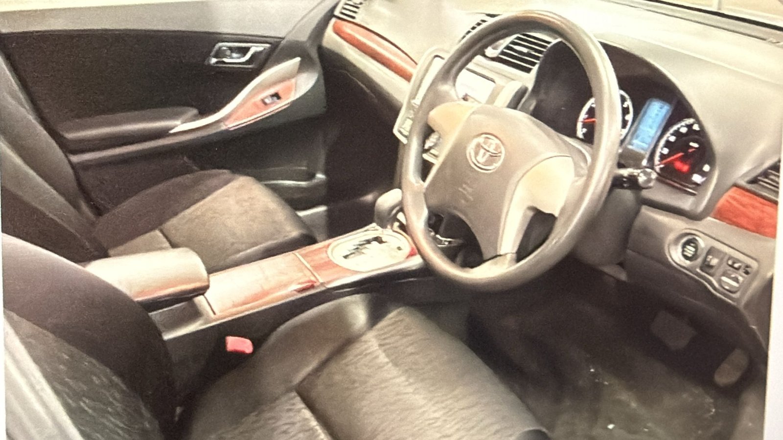 2013 Toyota Allion for Sale in Guyana – Silver – Ref 13759