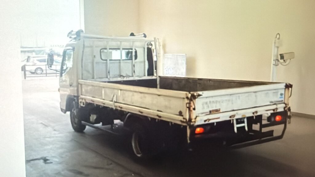 2018 Mitsubishi Canter for Sale in Guyana – pearl white – Ref 13890