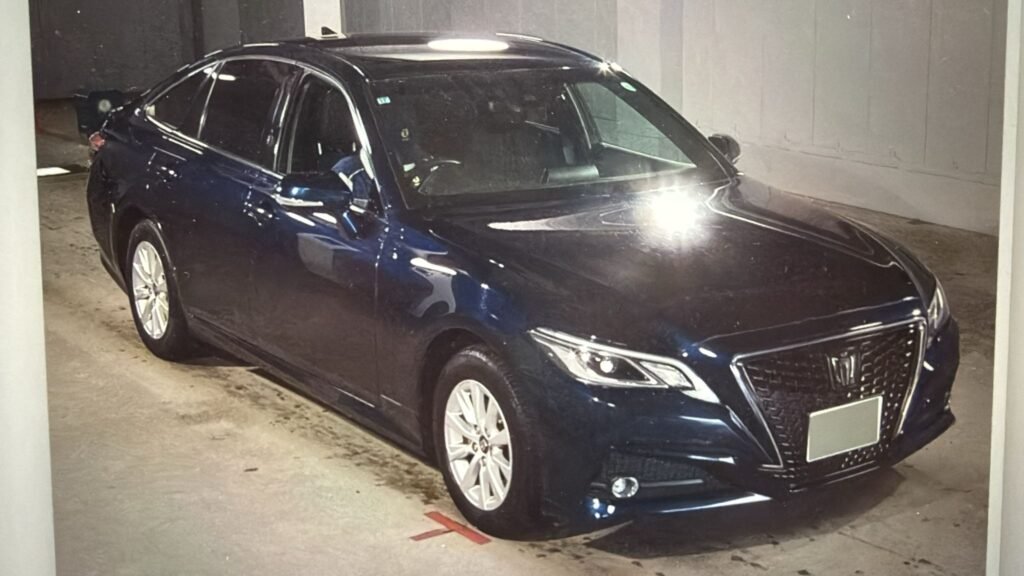 2020 Toyota Crown for Sale in Guyana – Blue – Ref 13931