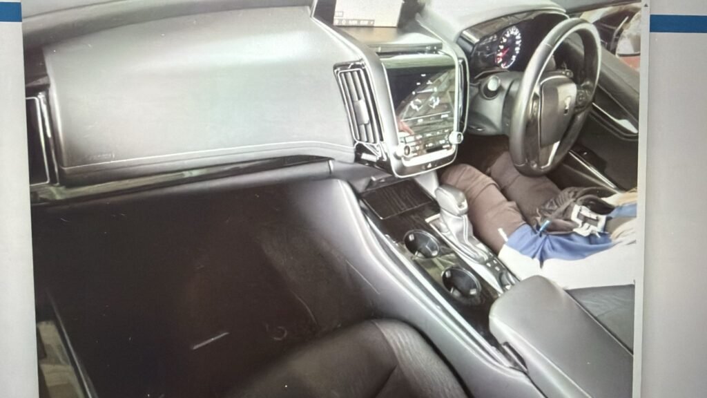 Toyota Crown for Sale in Guyana – Ref 13941