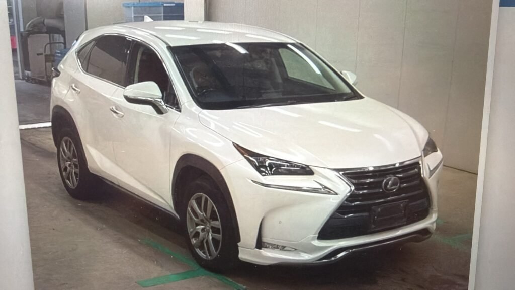 2016 Lexus for Sale in Guyana – pearl white – Ref 13964