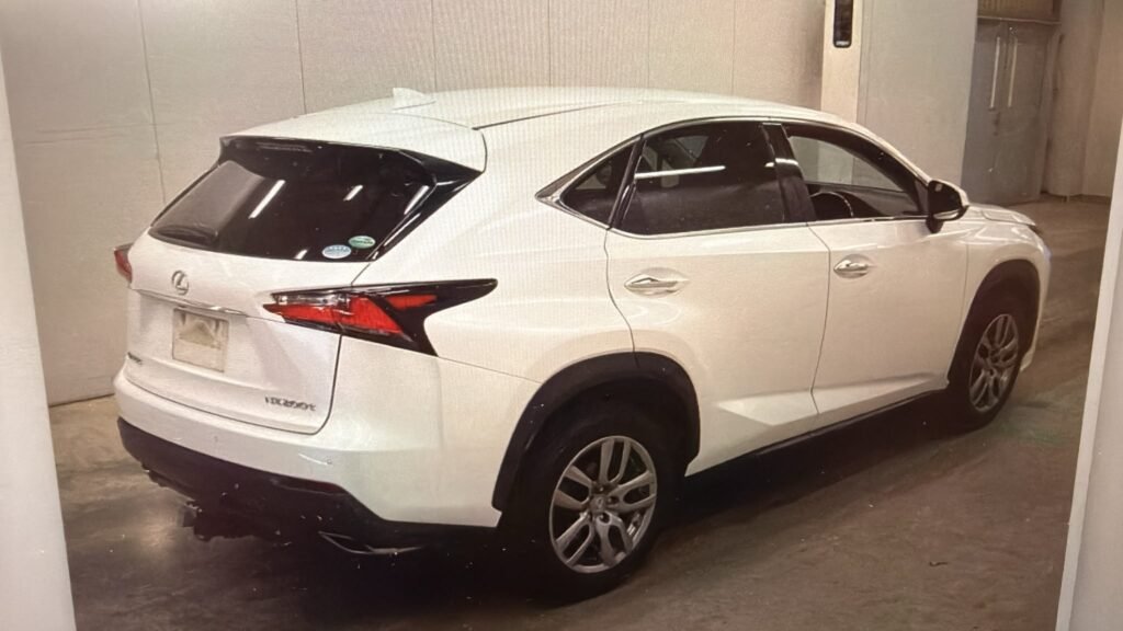2016 Lexus for Sale in Guyana – pearl white – Ref 13964