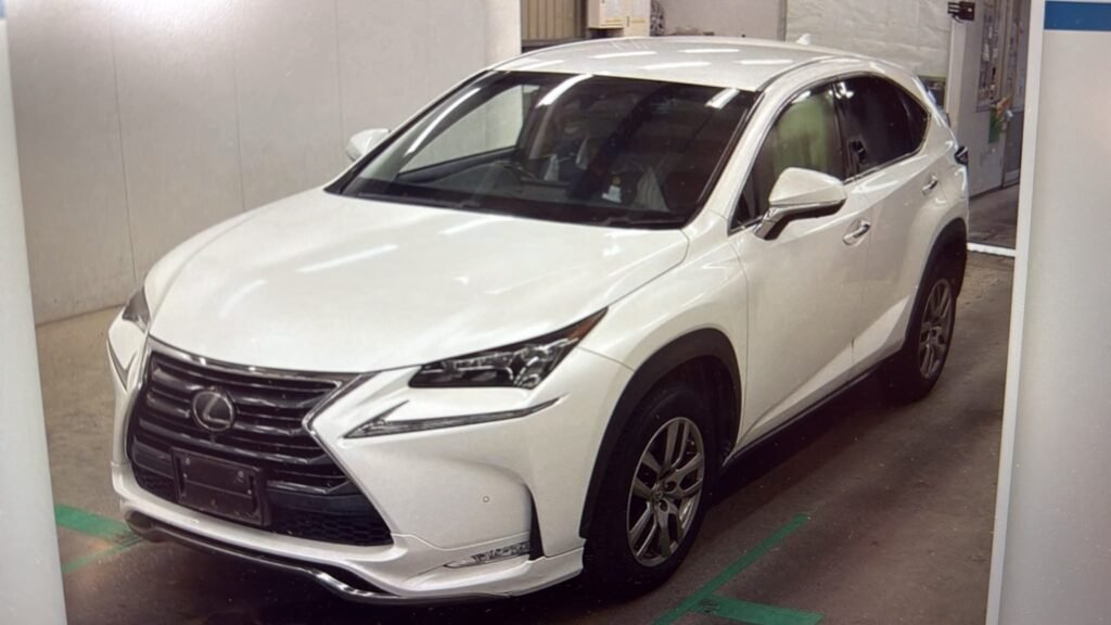 2016 Lexus for Sale in Guyana – pearl white – Ref 13964