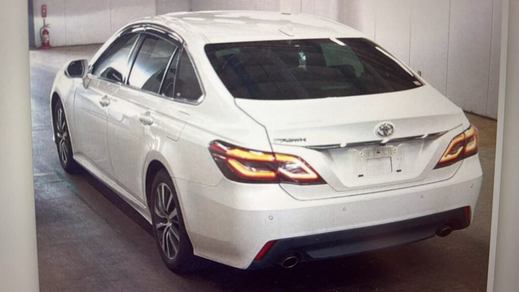 2020 Toyota Crown for Sale in Guyana – pearl white – Ref 14120