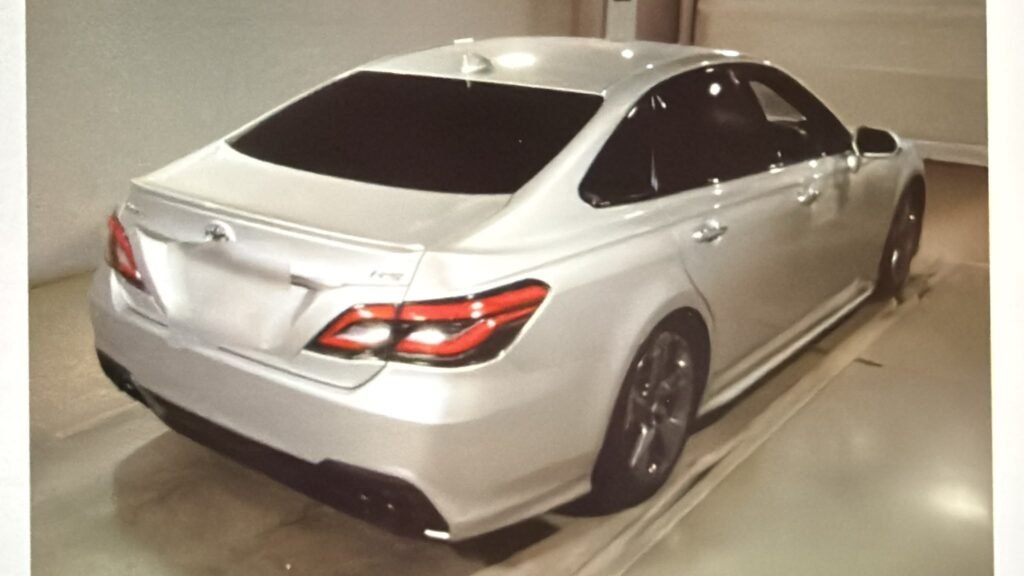 2019 Toyota Crown for Sale in Guyana – Silver – Ref 14168
