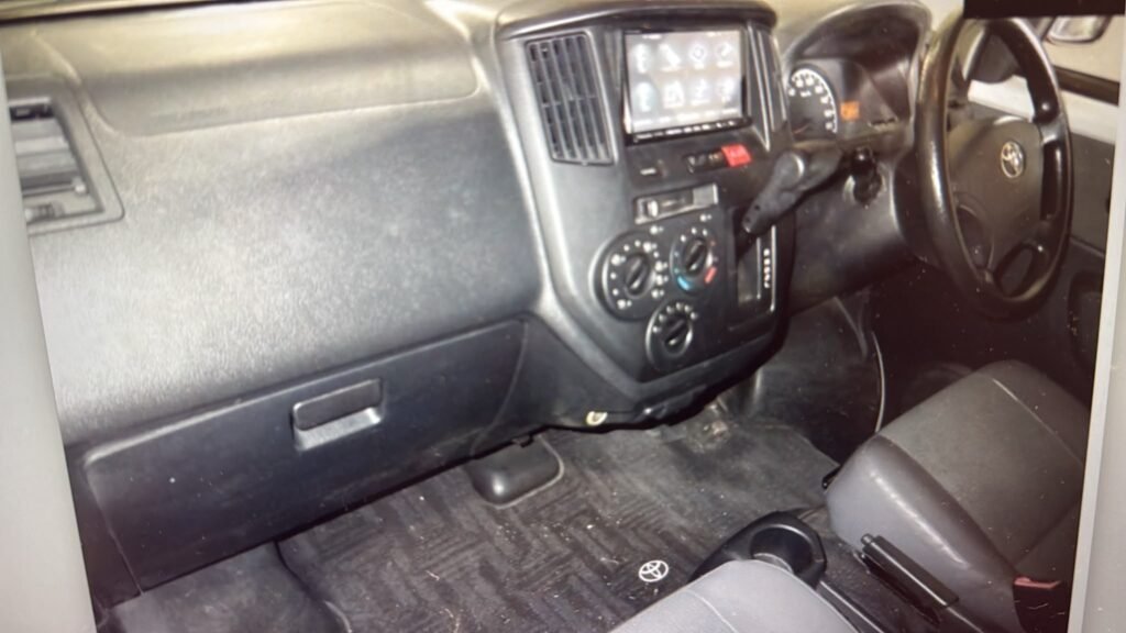 2014 Toyota Town Ace for Sale in Guyana – White – Ref 14210