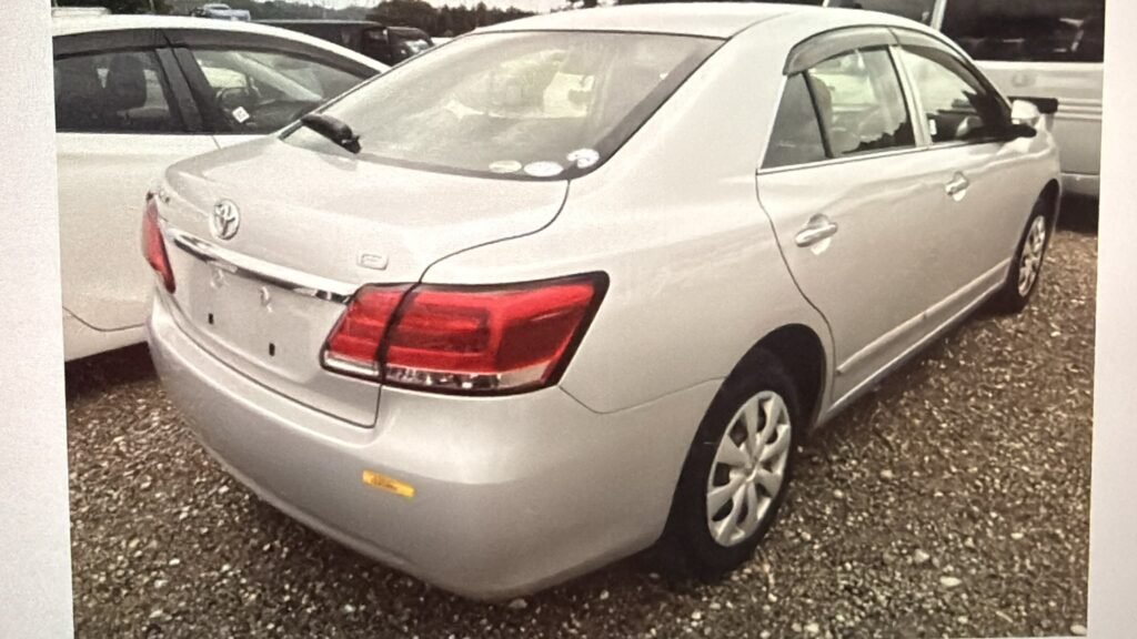 2018 Toyota premio for Sale in Guyana – Silver – Ref 14276